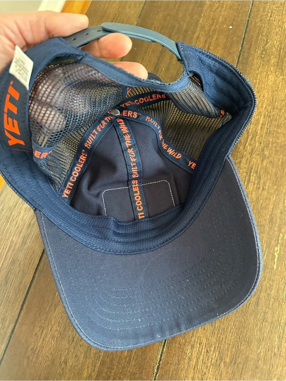 Yeti logo hat